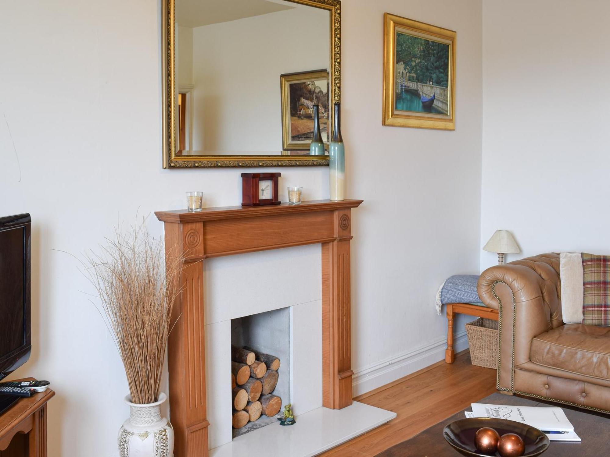 Lake View Apartment Bowness-on-Windermere Extérieur photo