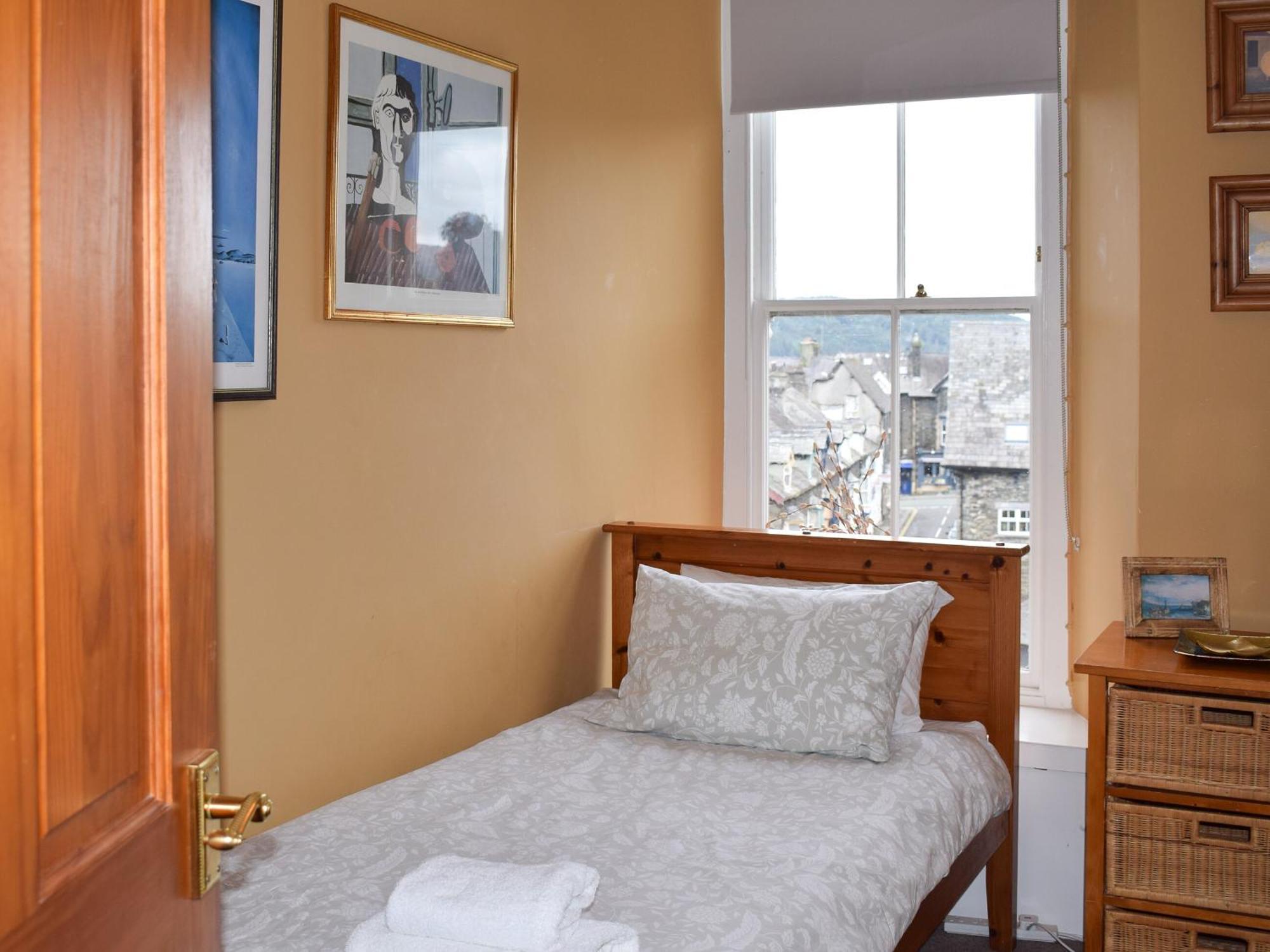 Lake View Apartment Bowness-on-Windermere Extérieur photo